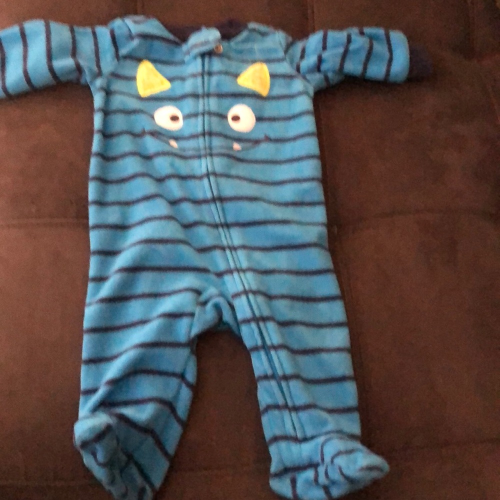 Baby zip up onesie